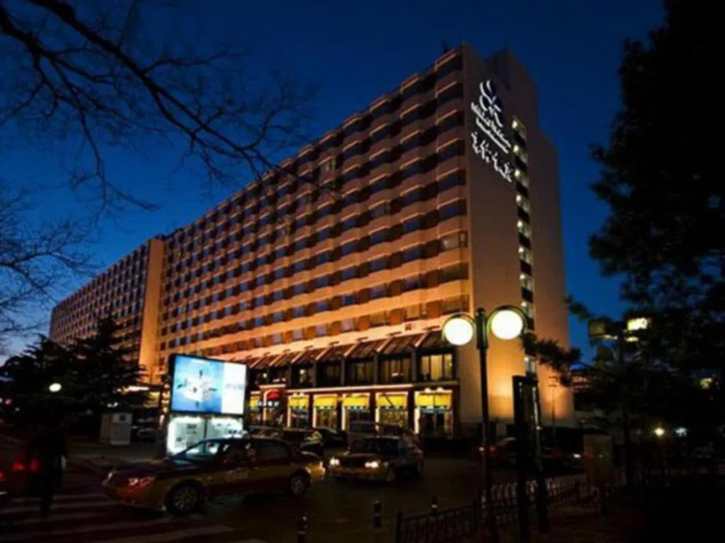 Jinglun Hotel