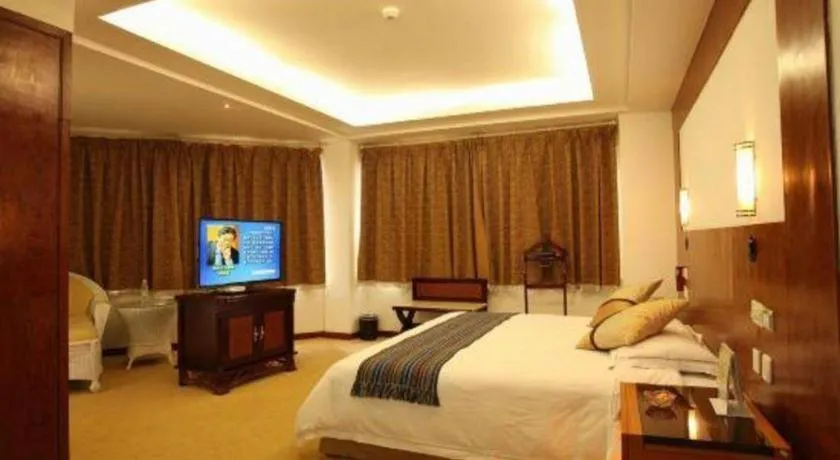 Bed in Expo Garden Hotel