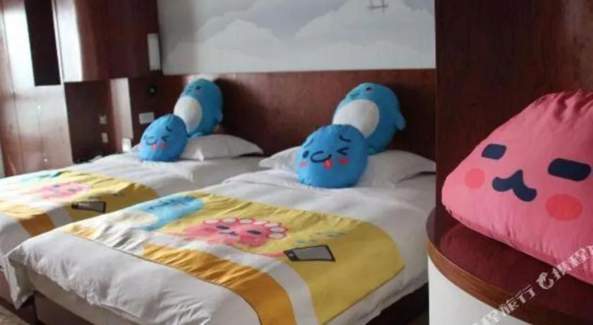 Bed in Expo Garden Hotel