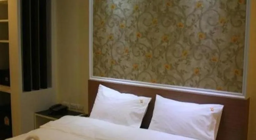 Bed in Ido Boutique Suite