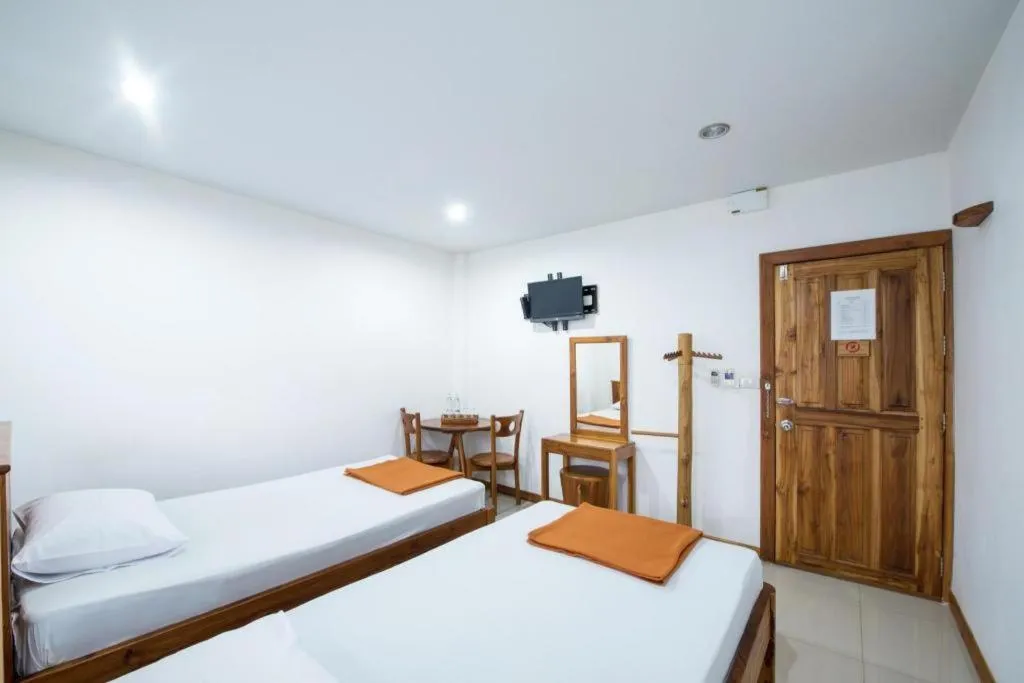 Bed in Thongphaphum Place