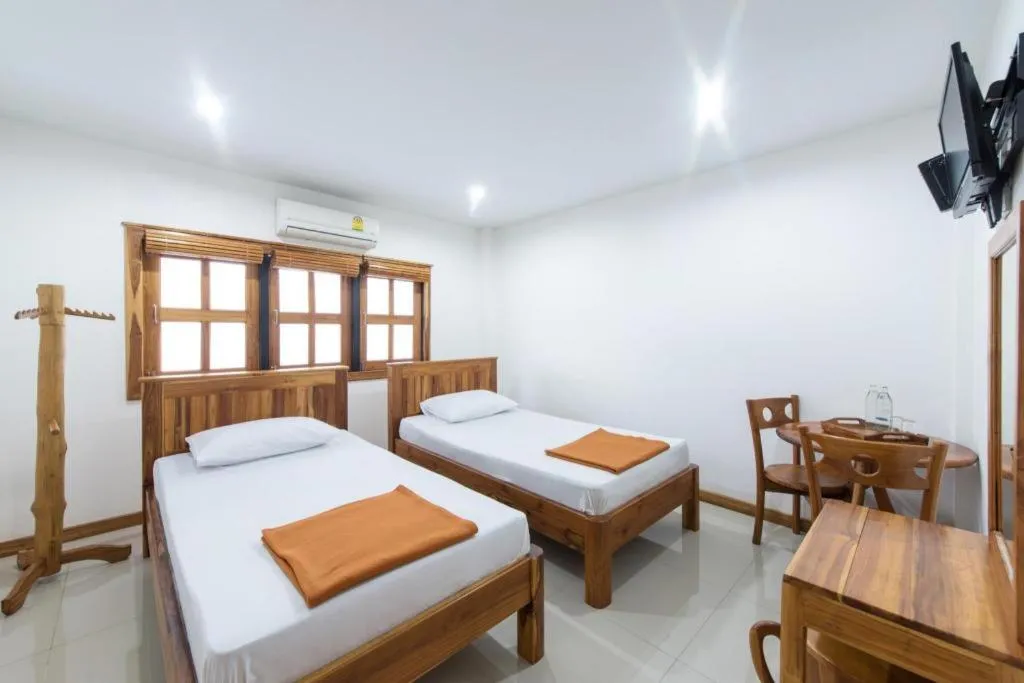 Bed in Thongphaphum Place