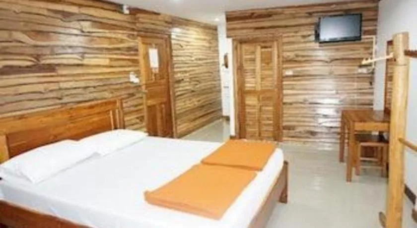 Bed in Thongphaphum Place