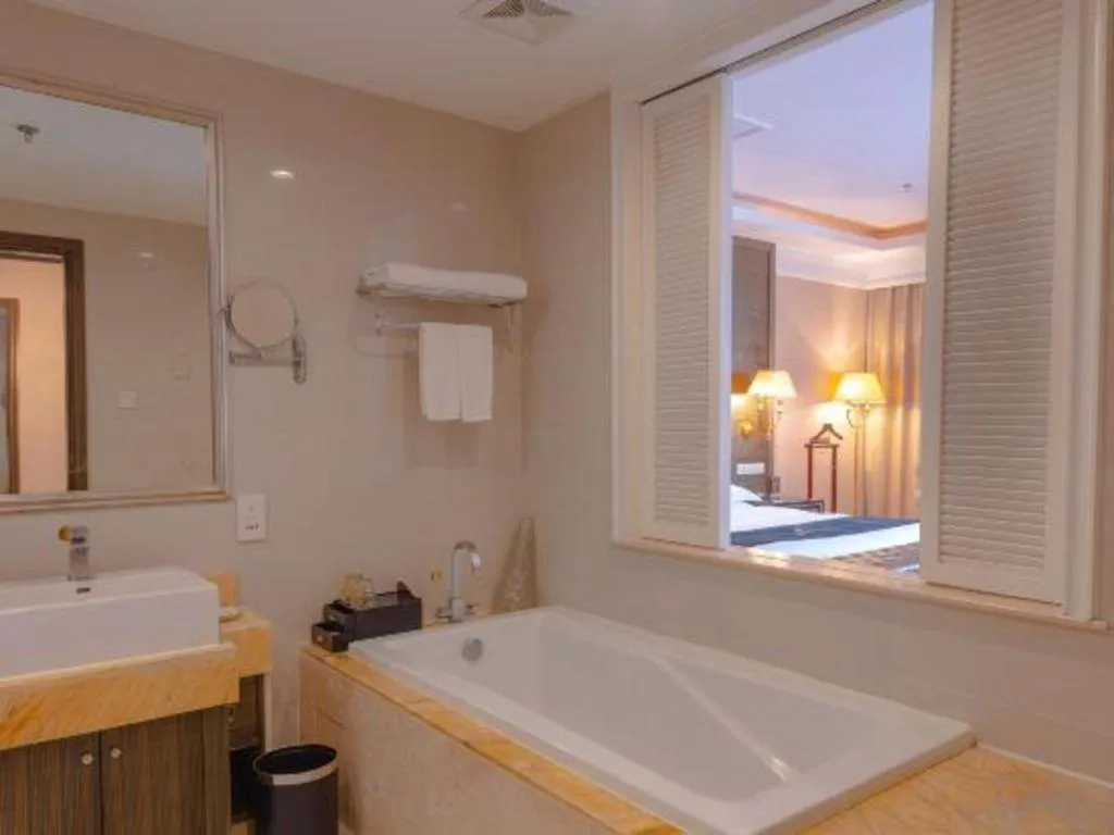 Qingdao Danube International Hotel