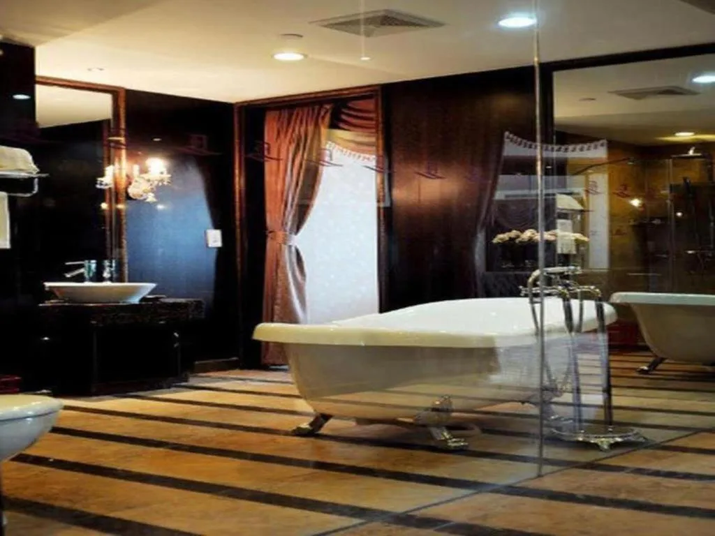 Qingdao Danube International Hotel