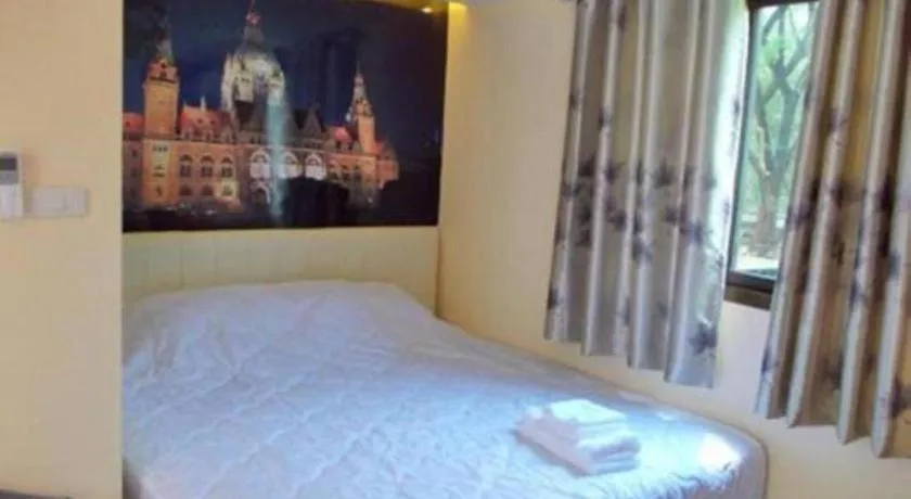 Bed in OYO 271 The Resort Romklao