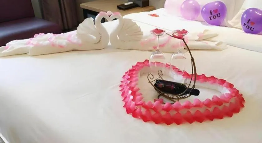 Bed in Lavande Hotel Guangzhou Tianhe Park Metro Station