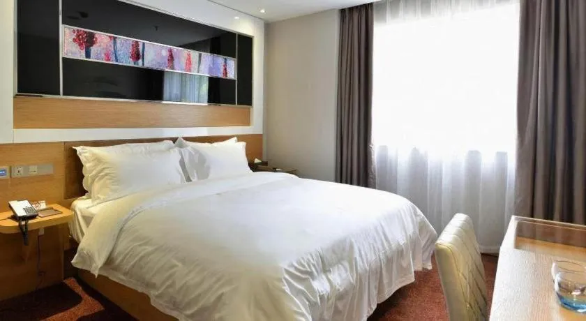 Bed in Lavande Hotel Guangzhou Tianhe Park Metro Station