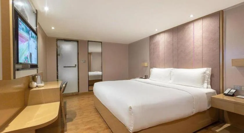 Bed in Lavande Hotel Guangzhou Tianhe Park Metro Station