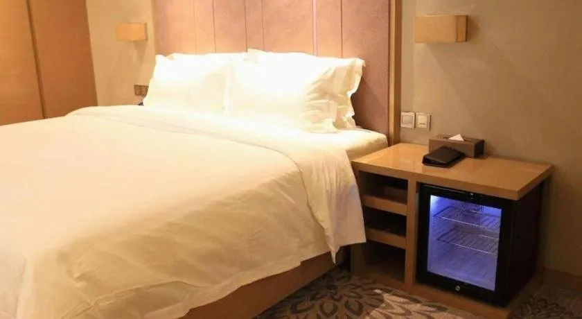 Bed in Lavande Hotel Guangzhou Tianhe Park Metro Station