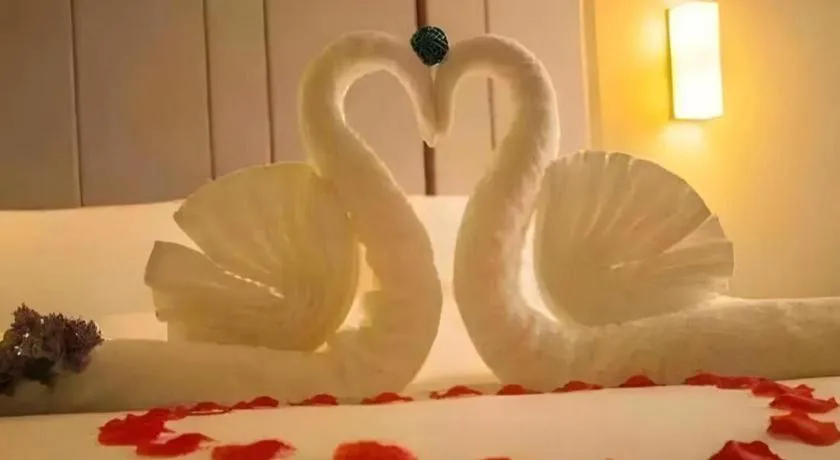 Bed in Lavande Hotel Guangzhou Tianhe Park Metro Station