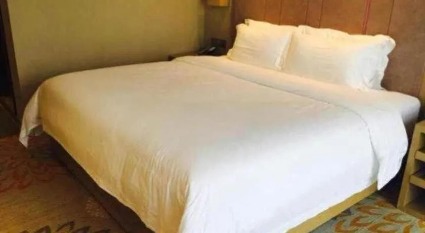 Bed in Lavande Hotel Guangzhou Tianhe Park Metro Station