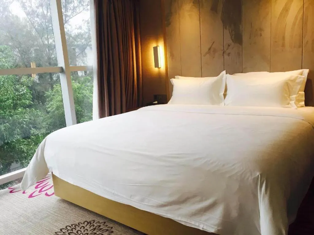 Bed in Lavande Hotel Guangzhou Tianhe Park Metro Station