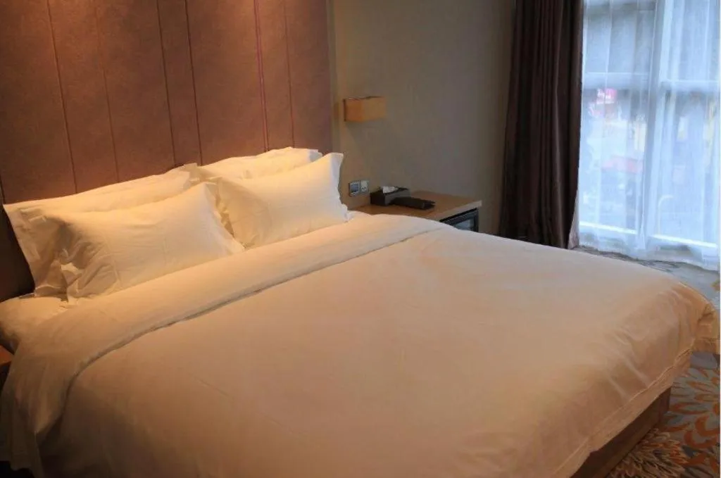 Bed in Lavande Hotel Guangzhou Tianhe Park Metro Station