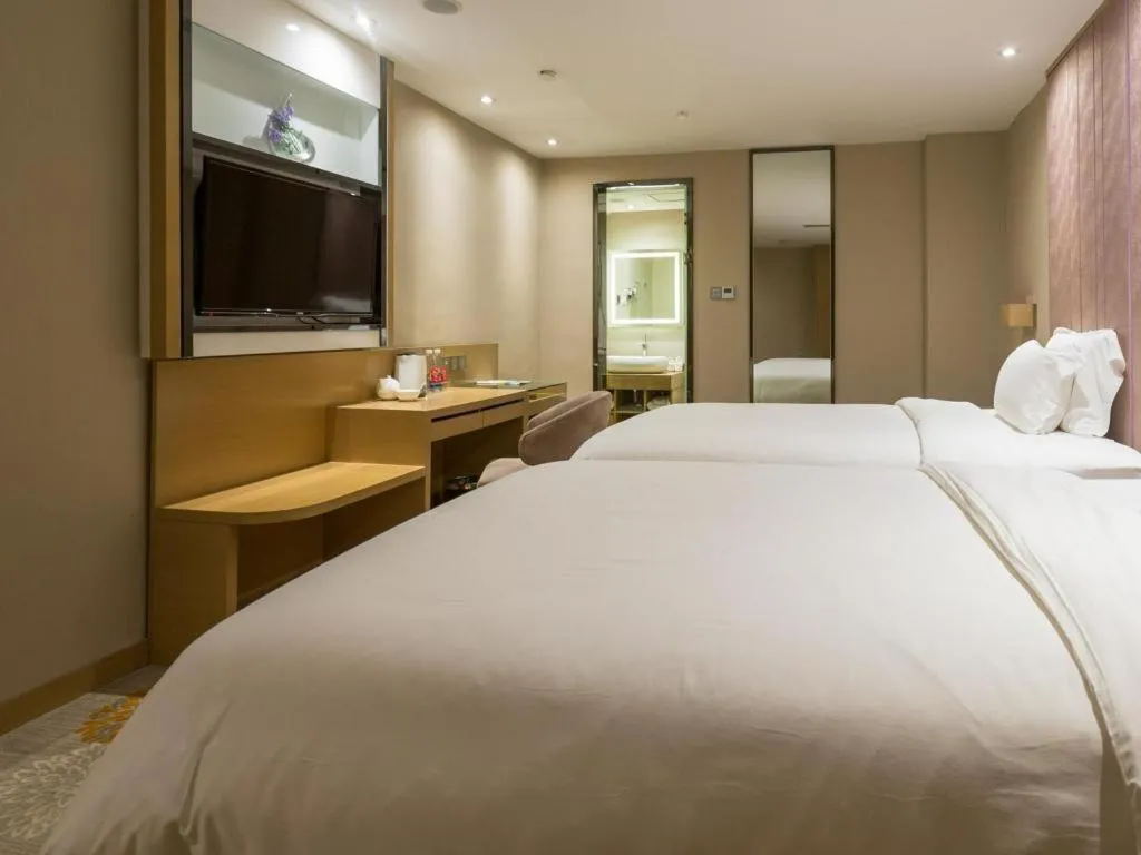 Bed in Lavande Hotel Guangzhou Tianhe Park Metro Station