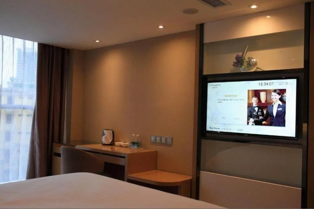 Bed in Lavande Hotel Guangzhou Tianhe Park Metro Station