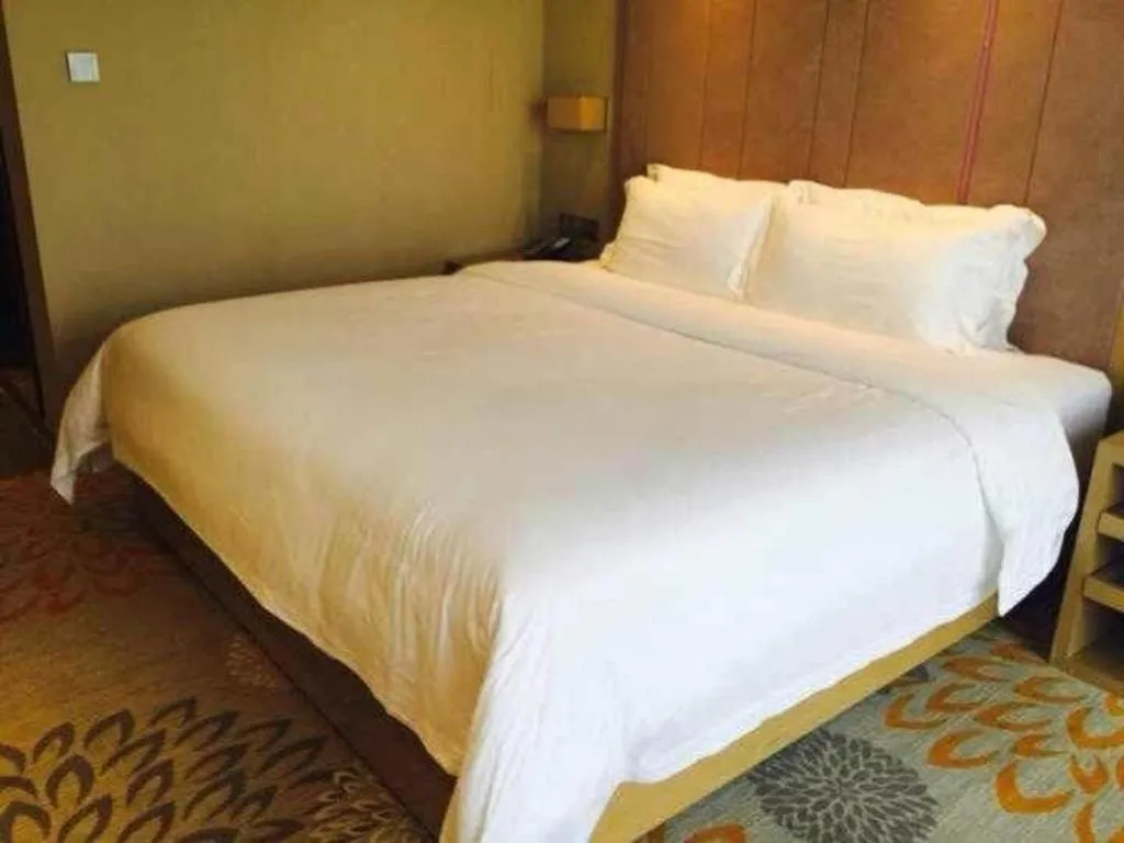 Bed in Lavande Hotel Guangzhou Tianhe Park Metro Station