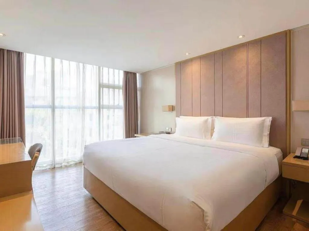 Bed in Lavande Hotel Guangzhou Tianhe Park Metro Station