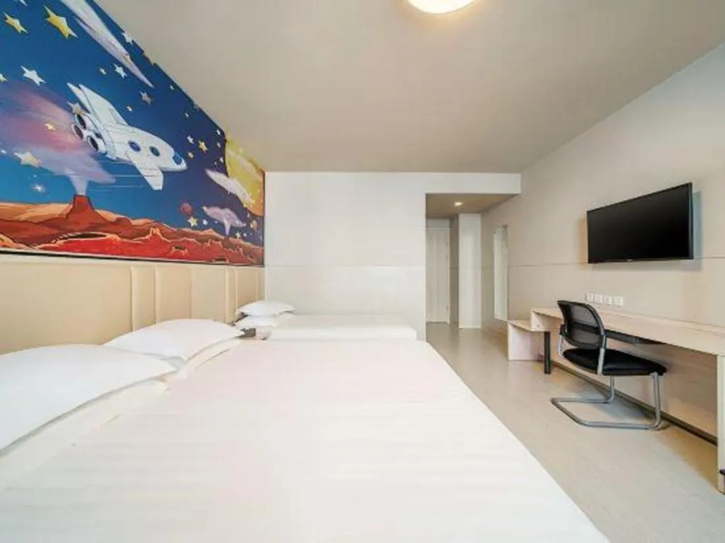 Bed in Jinjiang Inn Kunming Changshui Airport