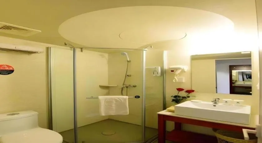 GreenTree Inn Shandong Yantai Penglai Pavilion Bus station Express Hotel