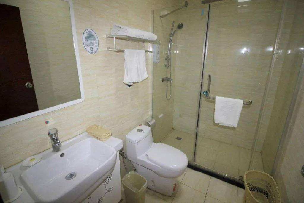 GreenTree Inn Shandong Yantai Penglai Pavilion Bus station Express Hotel