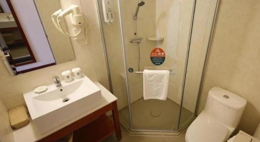 GreenTree Inn Shandong Yantai Penglai Pavilion Bus station Express Hotel