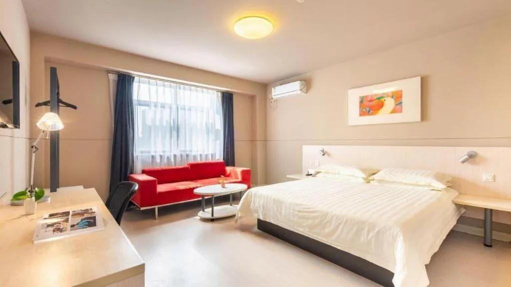 Bed in Jinjiang Inn Jinhua Binhong Road