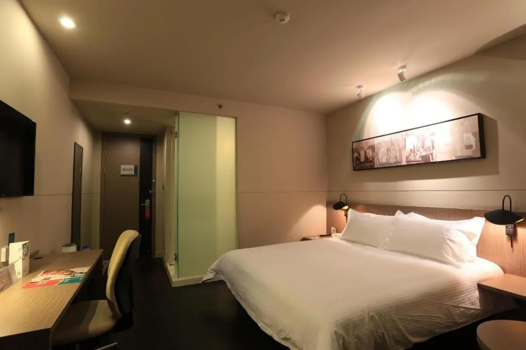 Bed in Jinjiang Inn Xi'an Zhonglou North Street Metro Station