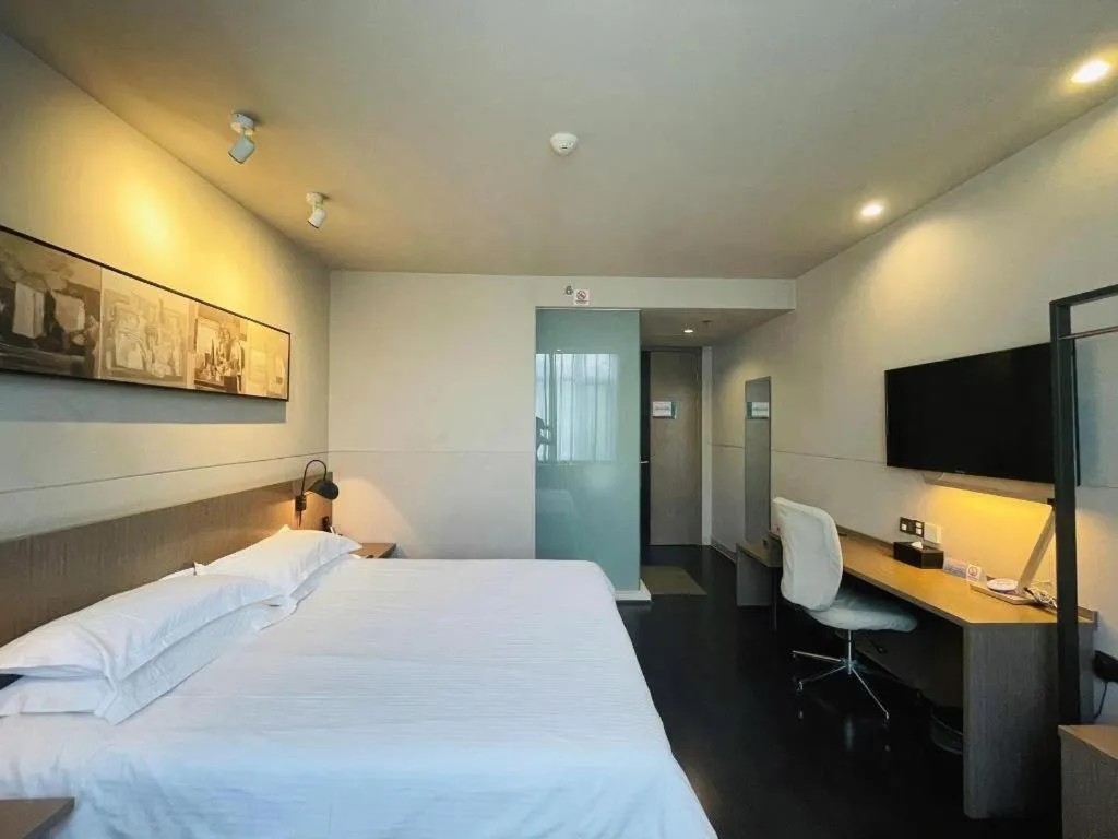 Bed in Jinjiang Inn Xi'an Zhonglou North Street Metro Station