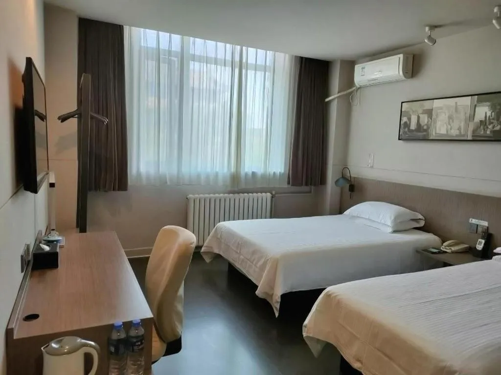 Bed in Jinjiang Inn Xi'an Zhonglou North Street Metro Station