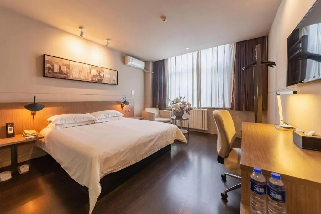 Bed in Jinjiang Inn Xi'an Zhonglou North Street Metro Station