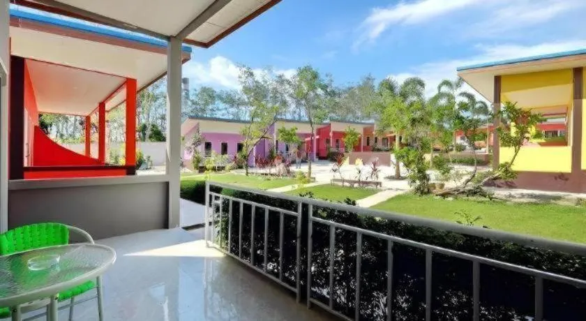 At night Airport Resort