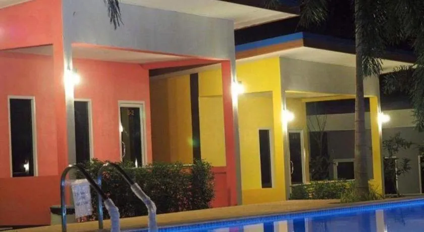 At night Airport Resort