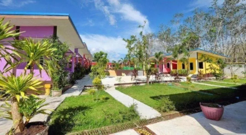 At night Airport Resort