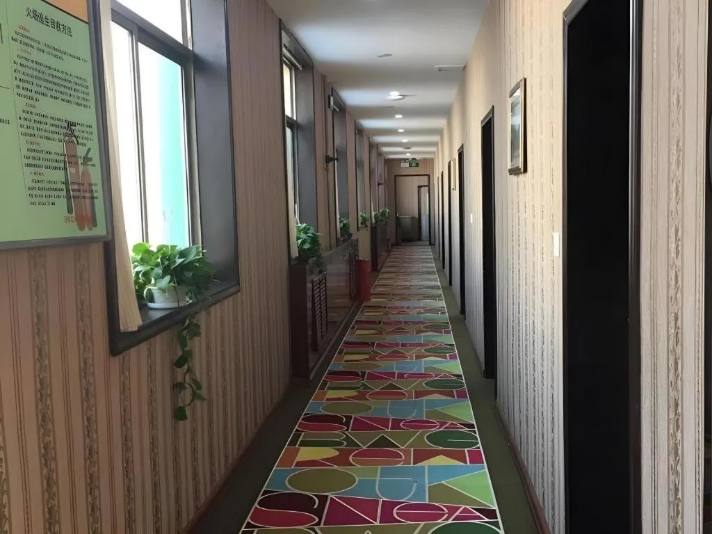 Shell Hotel Taiyuan South Railway Station New Southeast Bus Station