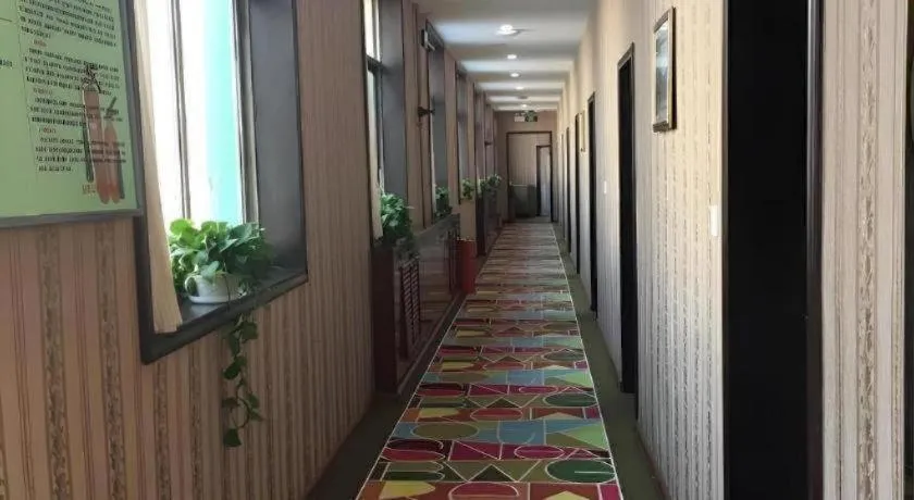 Shell Hotel Taiyuan South Railway Station New Southeast Bus Station