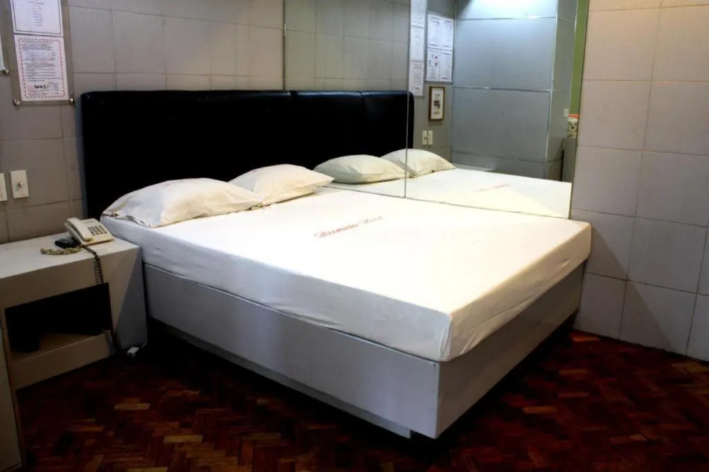 Bed in Bermuda Hotel