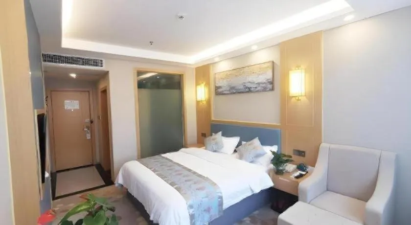 Bed in GreenTree Inn Guiyang Wudang District High-speed Railway East Station