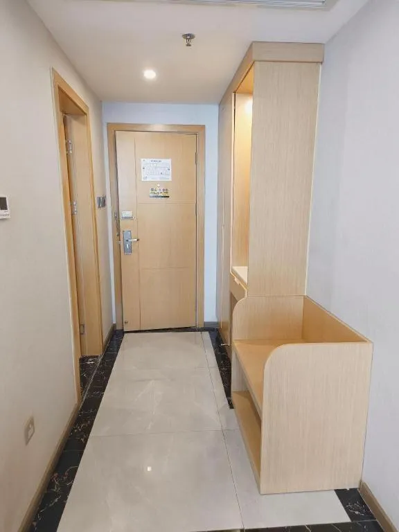 GreenTree Inn Guiyang Wudang District High-speed Railway East Station