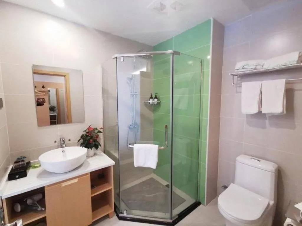 GreenTree Inn Guiyang Wudang District High-speed Railway East Station