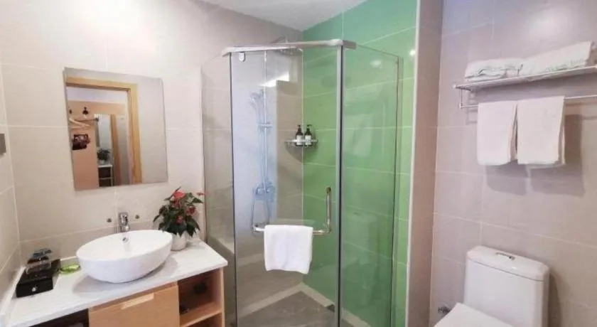 GreenTree Inn Guiyang Wudang District High-speed Railway East Station