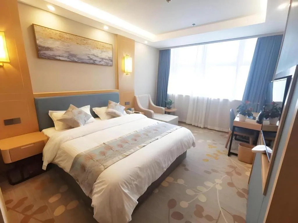Bed in GreenTree Inn Guiyang Wudang District High-speed Railway East Station