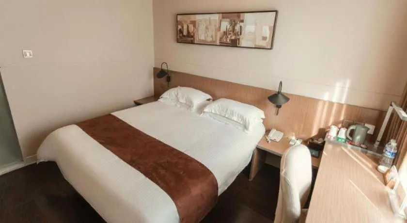 Bed in Jinjiang Inn Select Xuzhou Suining Middle Yuanfu Road