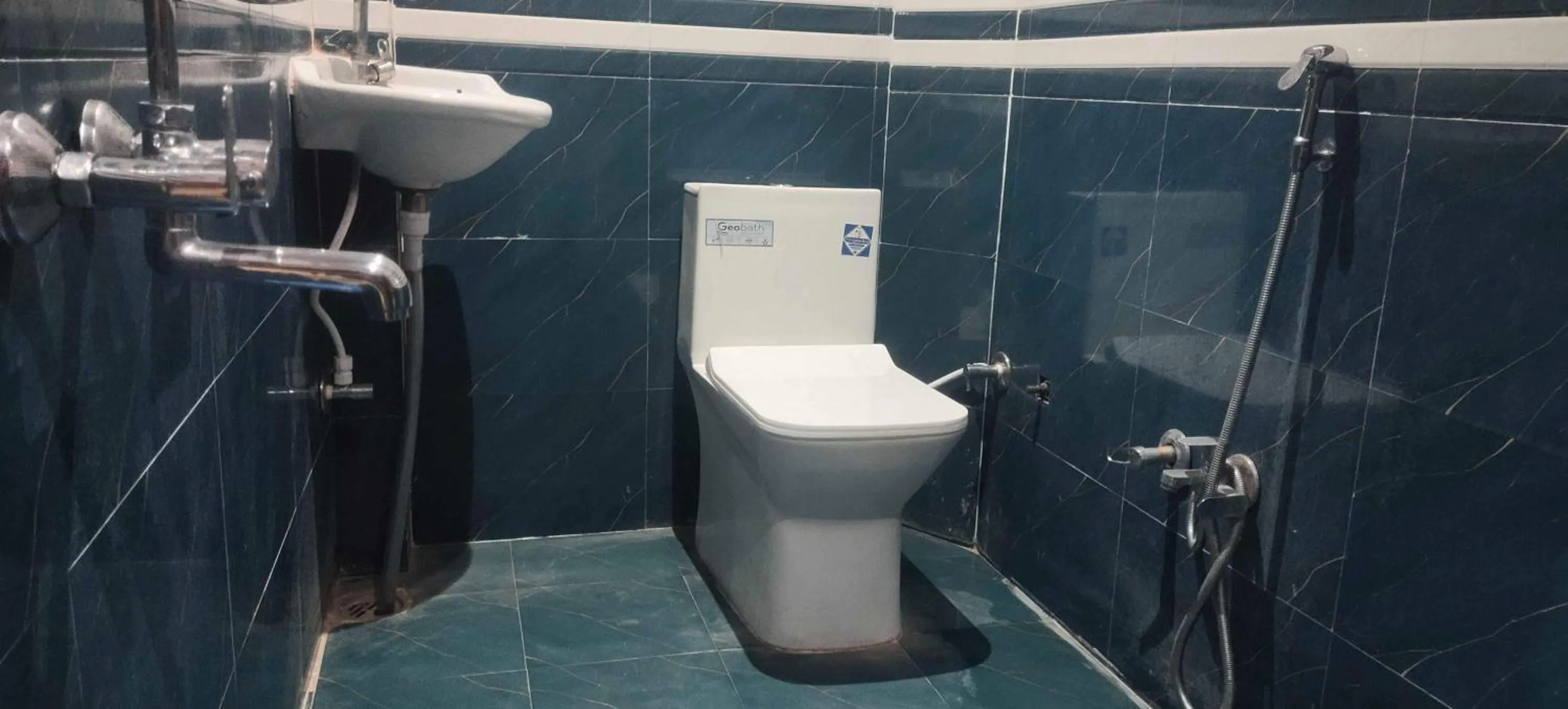 Bathroom in Hotel O Suryavanshi Palace