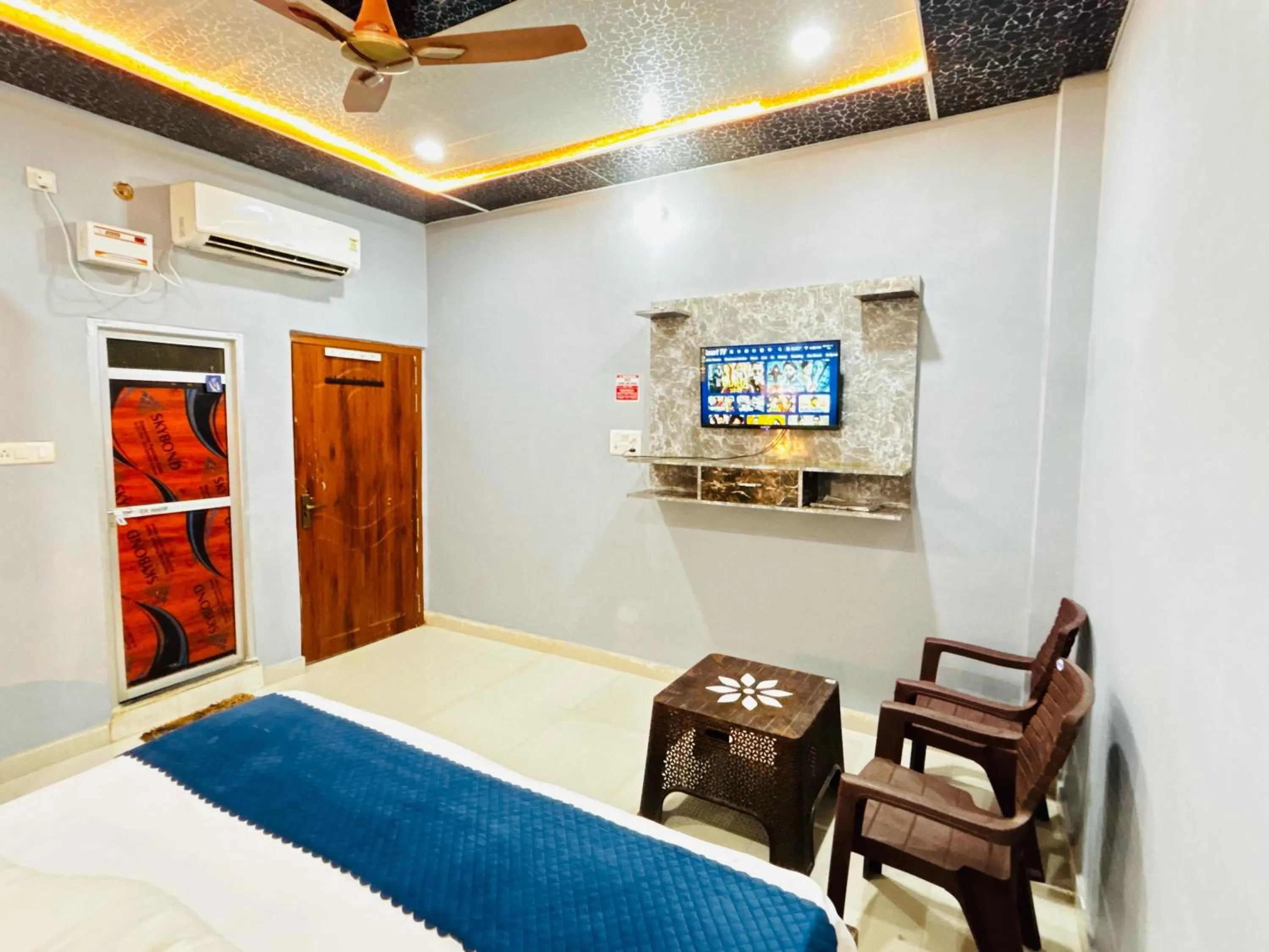 Bedroom, Bed in Hotel O Suryavanshi Palace