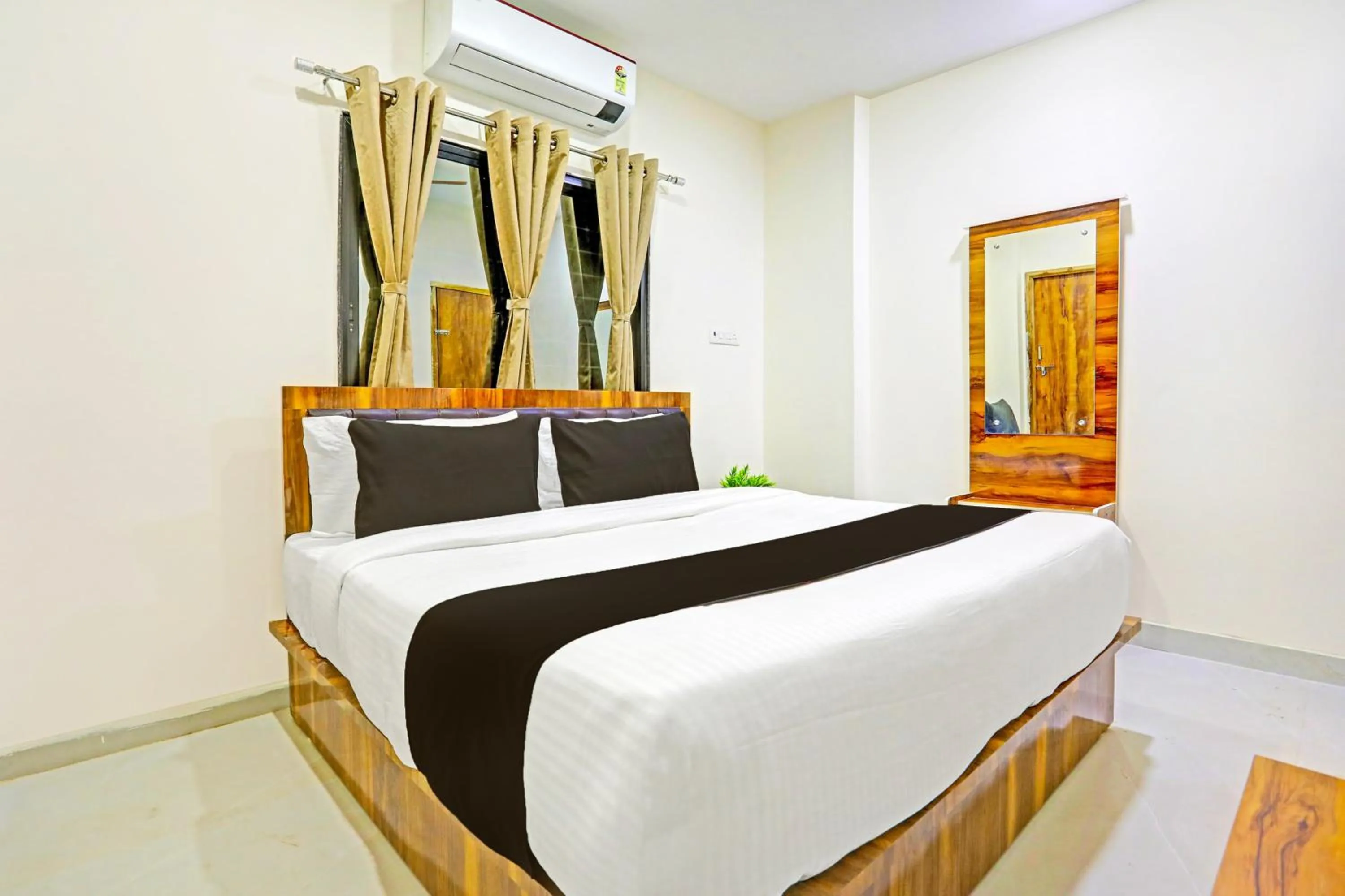 Bedroom in Hotel O Pritesh Onyx