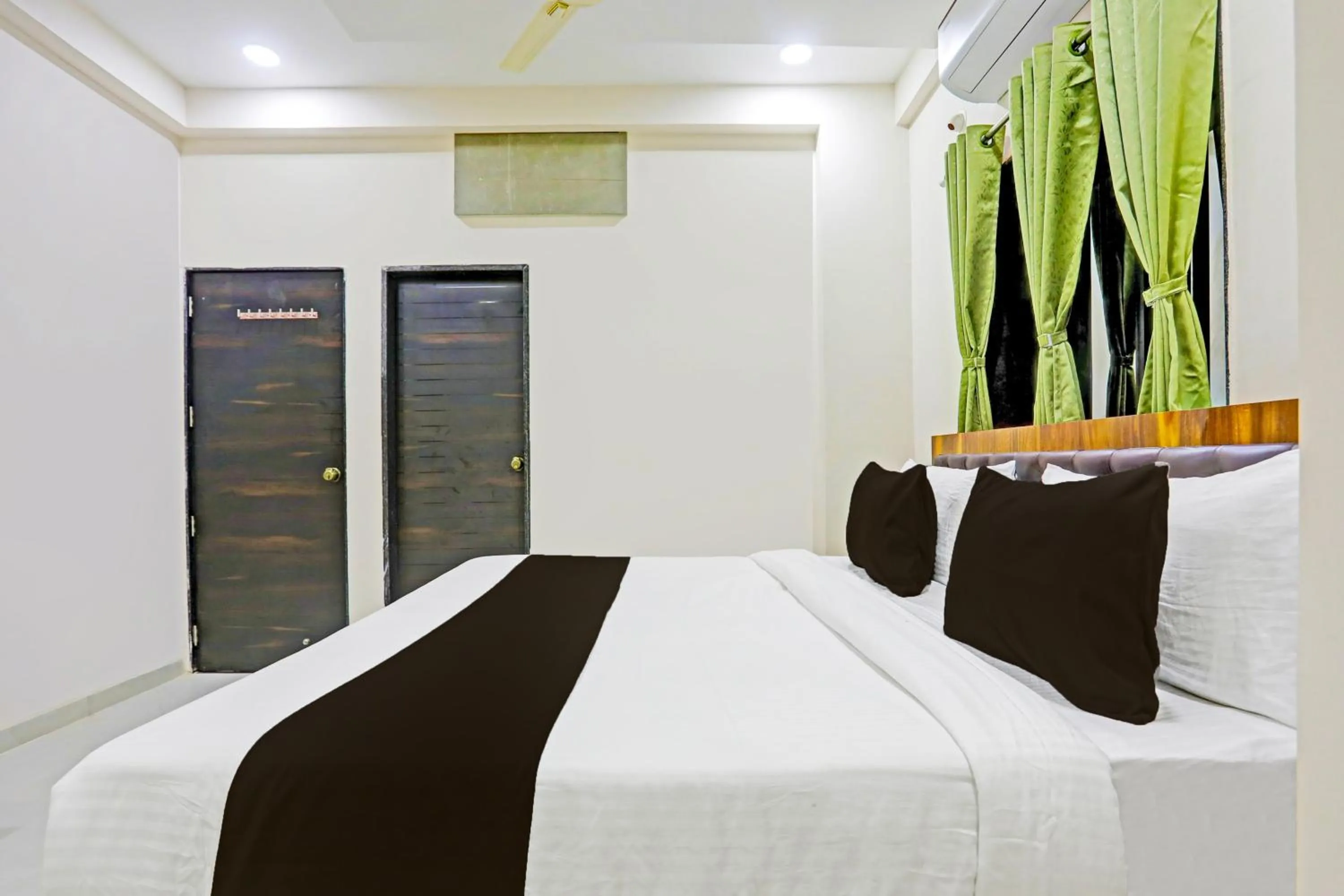 Bedroom, Bed in Hotel O Pritesh Onyx