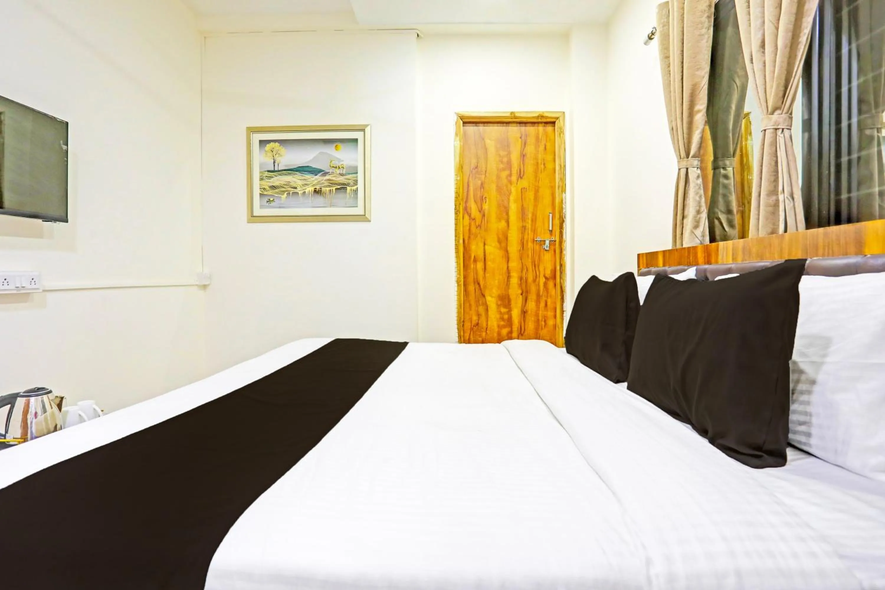 Bedroom in Hotel O Pritesh Onyx