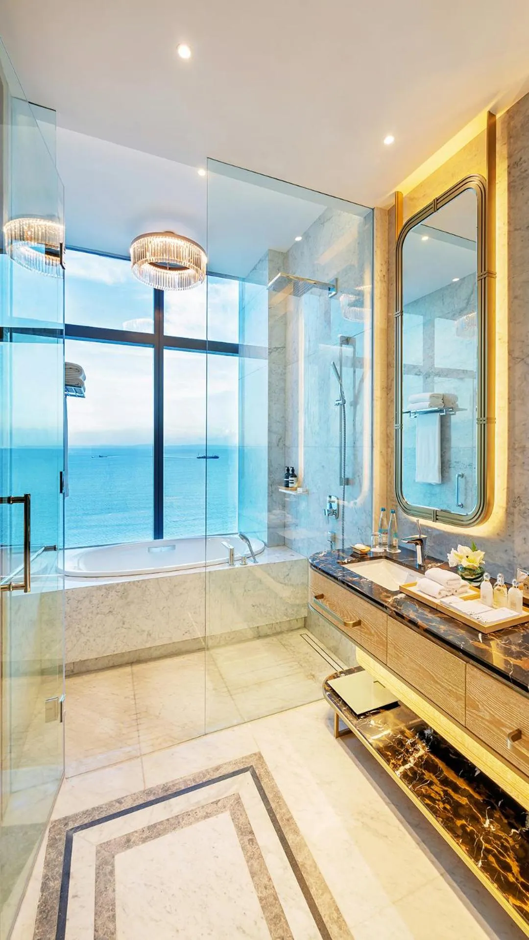 Bathroom in NUSTAR Hotel Cebu