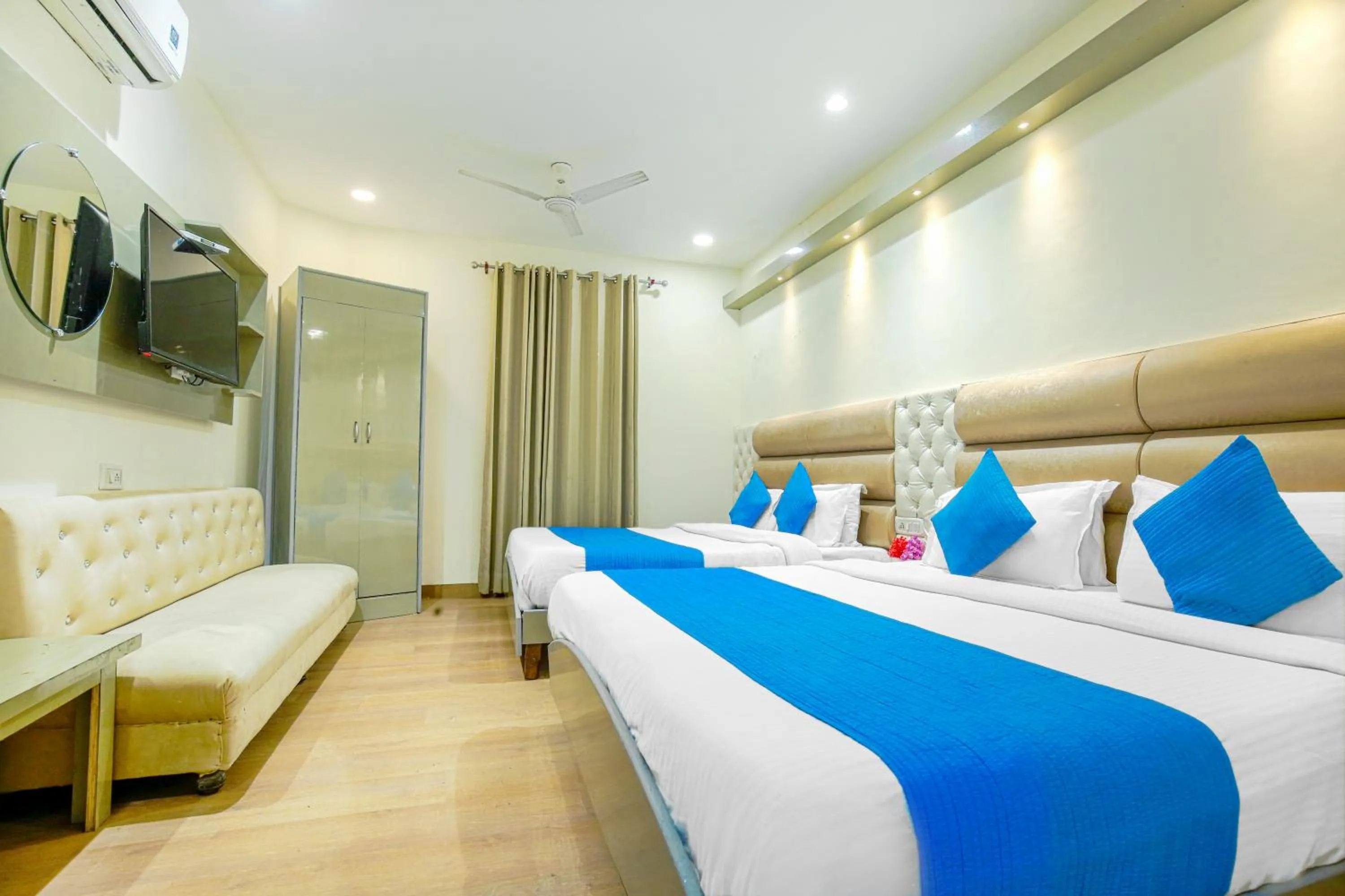 Bedroom in Hotel City Castle